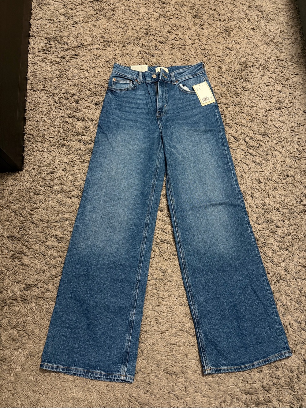 H&M Wide-Leg Jeans in Mid Blue